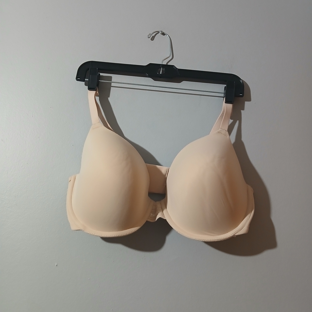 Wacoal Soft Beige Bra Size 38DDD Push Up Underwire